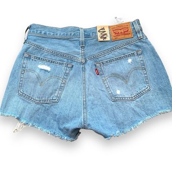Levi’s 501 Shorts Medium Denim Highrise Cutoff Raw Hem Distressed Boho Jorts - Picture 2 of 8